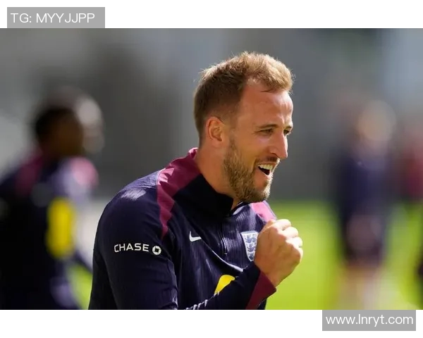 巴西队遭遇惨败荷兰队以三球优势轻松取胜