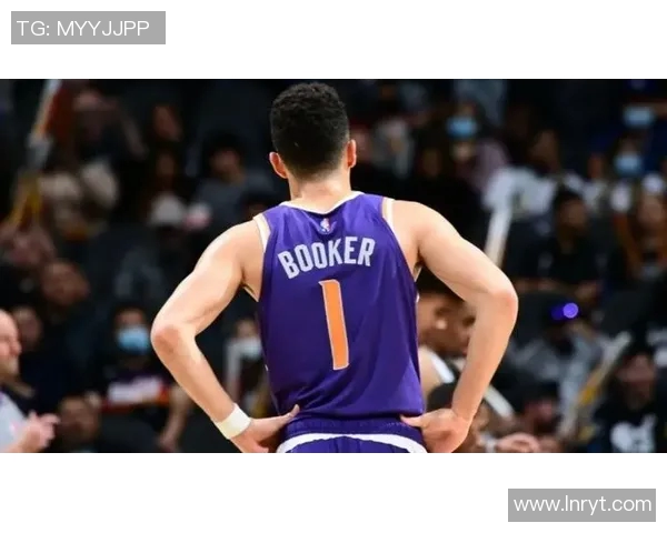 德文布克：从新星到巨星的篮球之路与未来展望