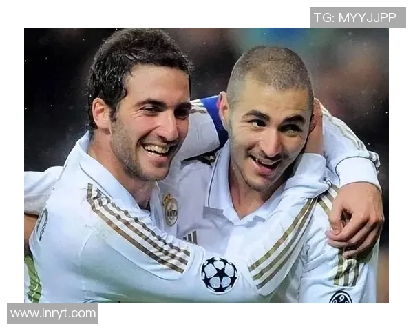 伊瓜因梅开二度，帮助毕尔巴鄂取得关键胜利