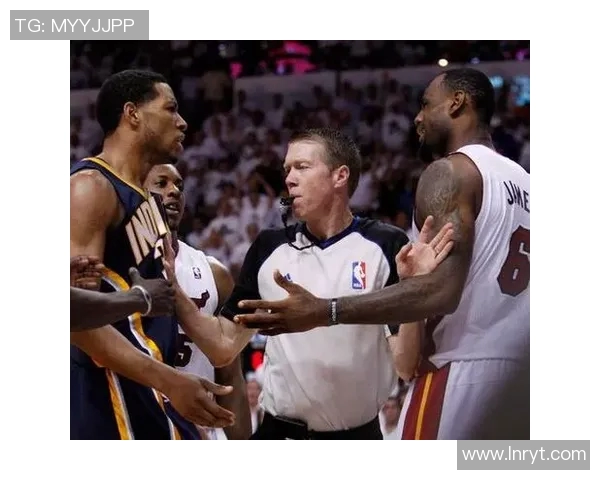 热火双塔发威,连胜止于步行者 热火双塔发威,连胜止于步行者