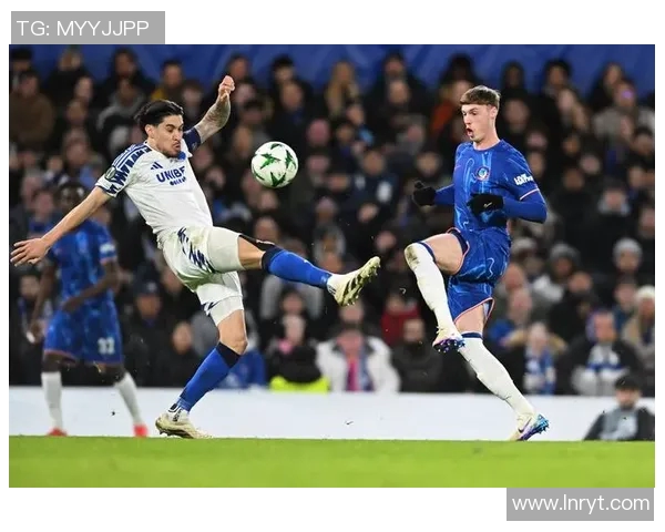 年轻人对阵本菲卡精彩视频回顾与比赛亮点分析