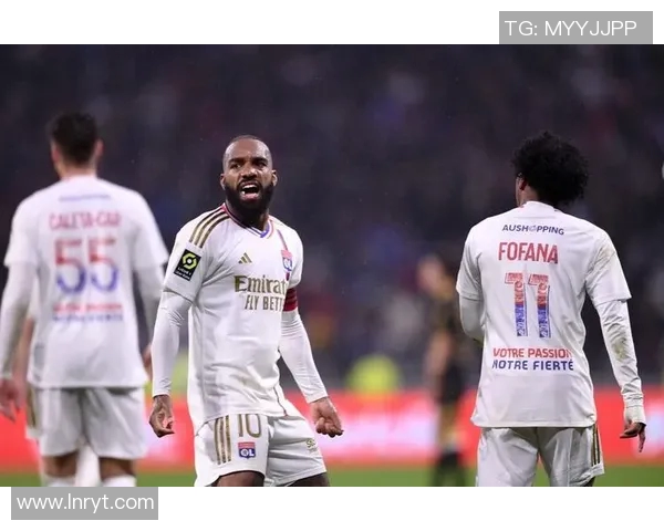 落里昂与尼奥尔激战正酣谁能在这场较量中笑到最后 落里昂与尼奥尔激战正酣谁能在这场较量中笑到最后