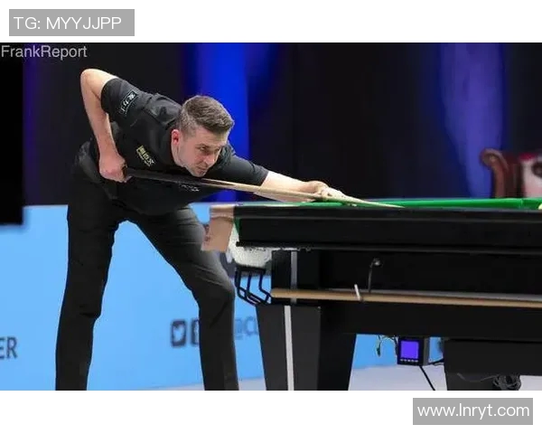 塞尔比与琼斯巅峰对决谁将赢得荣耀与未来的挑战 塞尔比与琼斯巅峰对决谁将赢得荣耀与未来的挑战