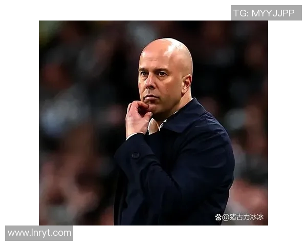 塞维利亚新援表现出色,球迷期待球队新赛季表现 塞维利亚新援表现出色,球迷期待球队新赛季表现